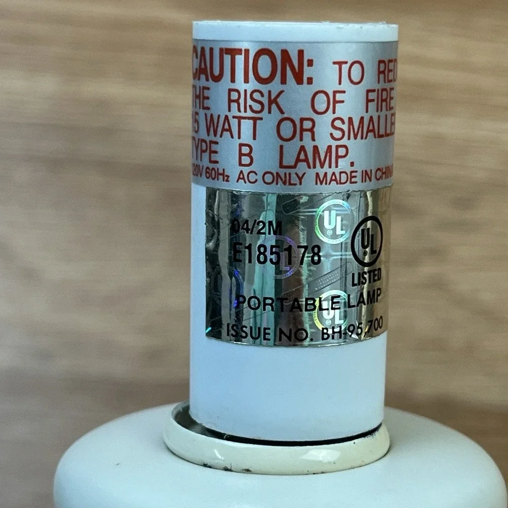 Pfaltzgraff Rio‎ Electric Buffet Lamp- No Shade, Works Great Excellent Condition